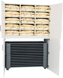 (opberg)kast (WIT of NATUUR) voor 15 Kinderopvang bedden (stretcher) / rustbedjes (+ beddengoed)
