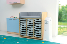 Verschoontafel / commode kinderopvang met 24 opberglades (en aankleedkussen)
