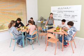 Schoolmeubilair/meubels: tafel met 4 stoelen (BSO/school) in 4 pastelkleuren