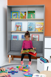 Kinderopvang boekenkast / leeskast met zitbank