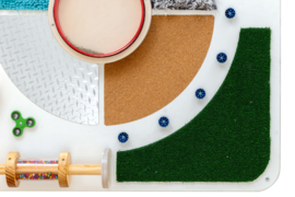 Sensorische wand met geluiden