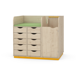 Aankleedmeubel / commode kinderopvang "Esdoorn" (met aankleedkussen en trap)