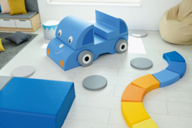Speelauto (van foam blokken/speelkussens)