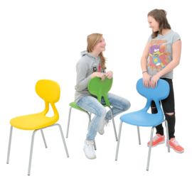 Schoolmeubilair/meubels: Stoelen kunststof/metaal (in 6 maten en 4 kleuren)