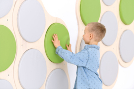 Houten opbergsysteem voor 5 ronde zitkussens