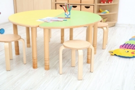 Kinderopvang tafels hout met HPL-blad (in 9 vormen en 5 kleuren)