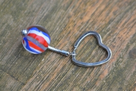 Pandora style sleutelhanger met rood, wit en blauwe glaskraal