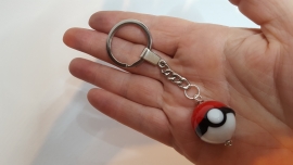 Pokemon glaskraal sleutelhanger (2)