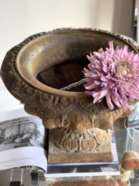 Large garden urn/ vase