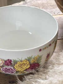 Royal salad dish