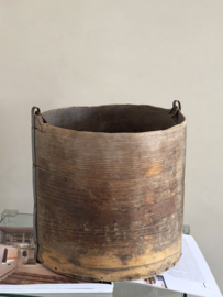 Antieke houten korenmaat