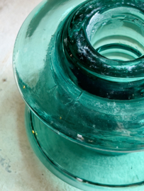 Vintage groen glazen isolator
