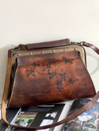 Oude lederen handtas