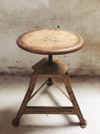 Mooie kruk/ Beautiful tabouret