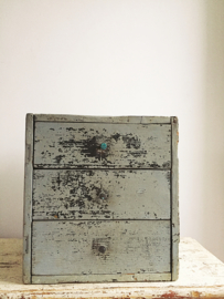 Old drawer box