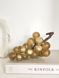 Old bunch of albast grapes