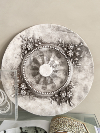 Antiek plafond ornament/ plafondroos