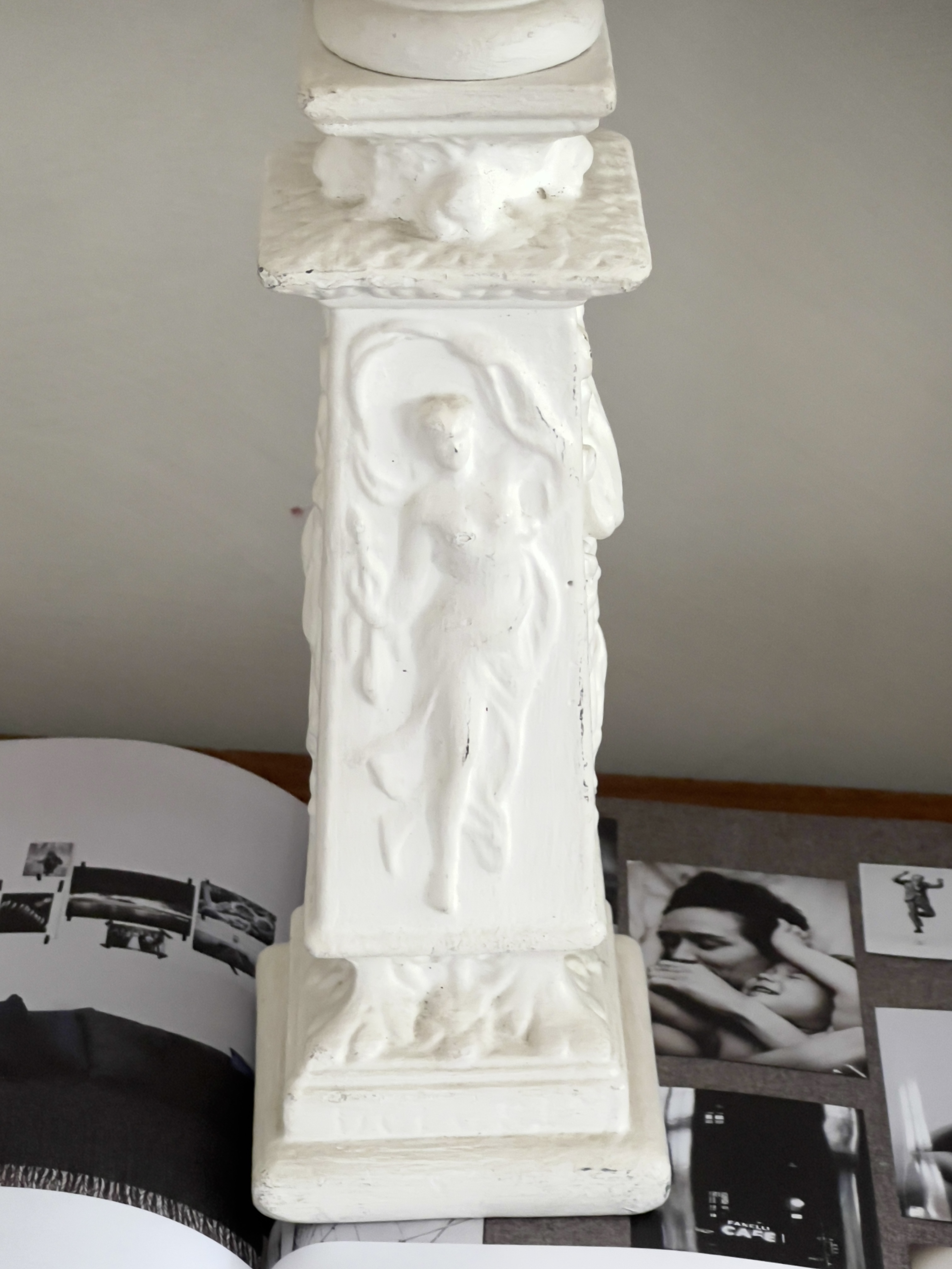 Pied de stalle ornament