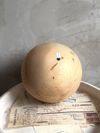 Grote houten bal