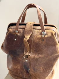 Oude lederen tas