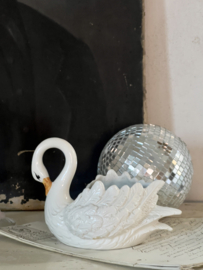 Vintage plant pot swan