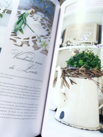 Koffietafel hardcover boek: Sprookjesachtig Pasen