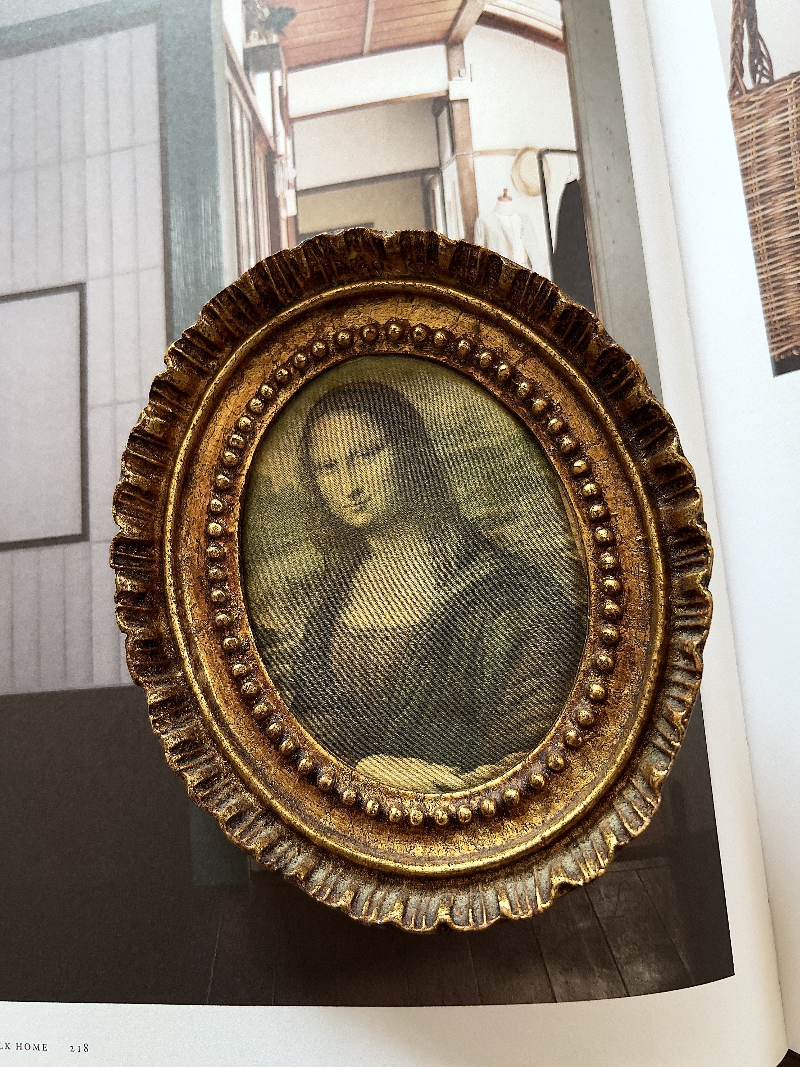 Small Mona Lisa on silk