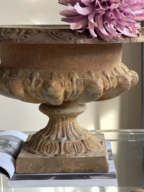 Large garden urn/ vase