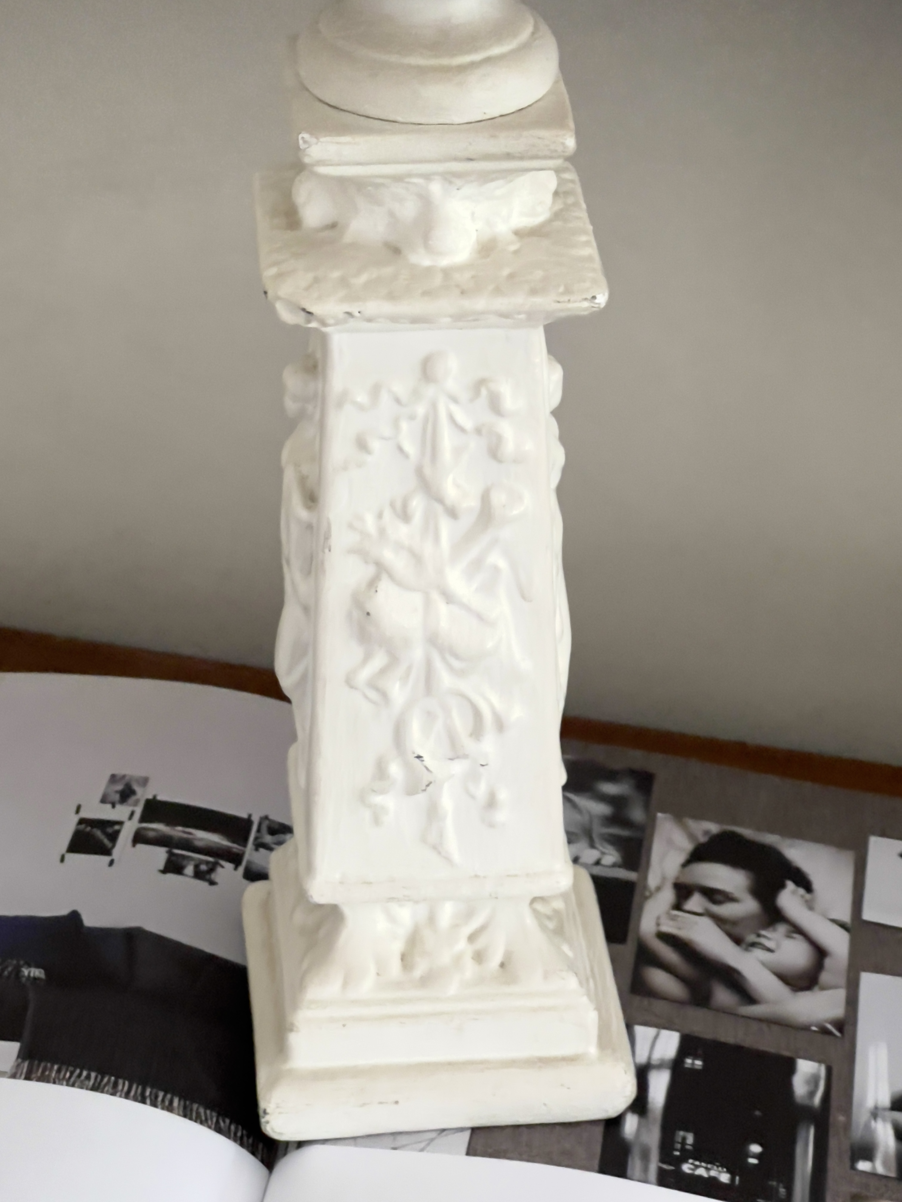 Pied de stalle ornament