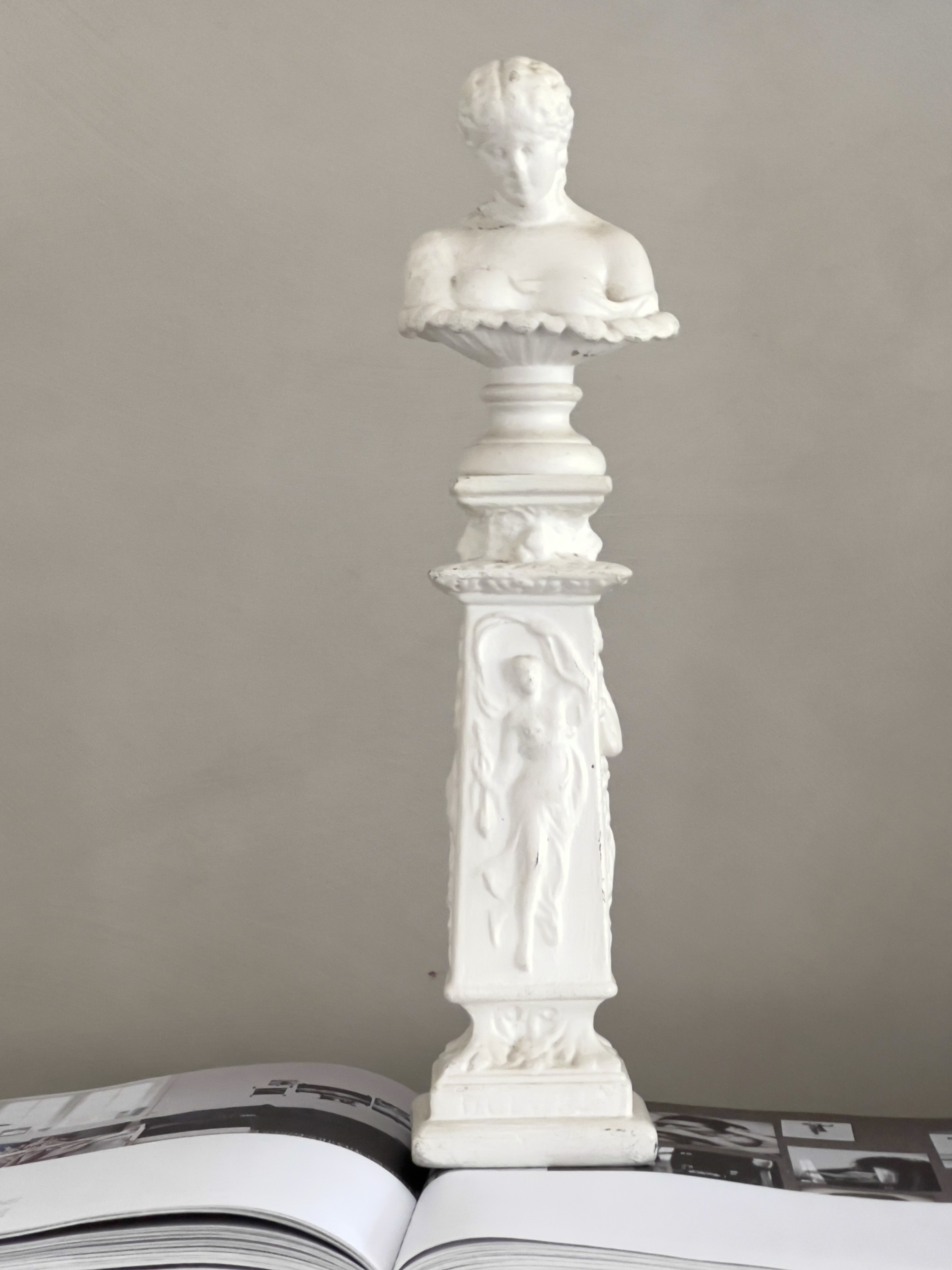 Pied de stalle ornament