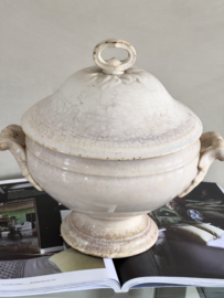 Antieke soupière
