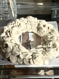 Concrete rose wreath