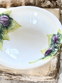 Beautiful dish with olives motif