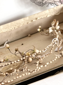 Wassen bruids kroon en accessoires