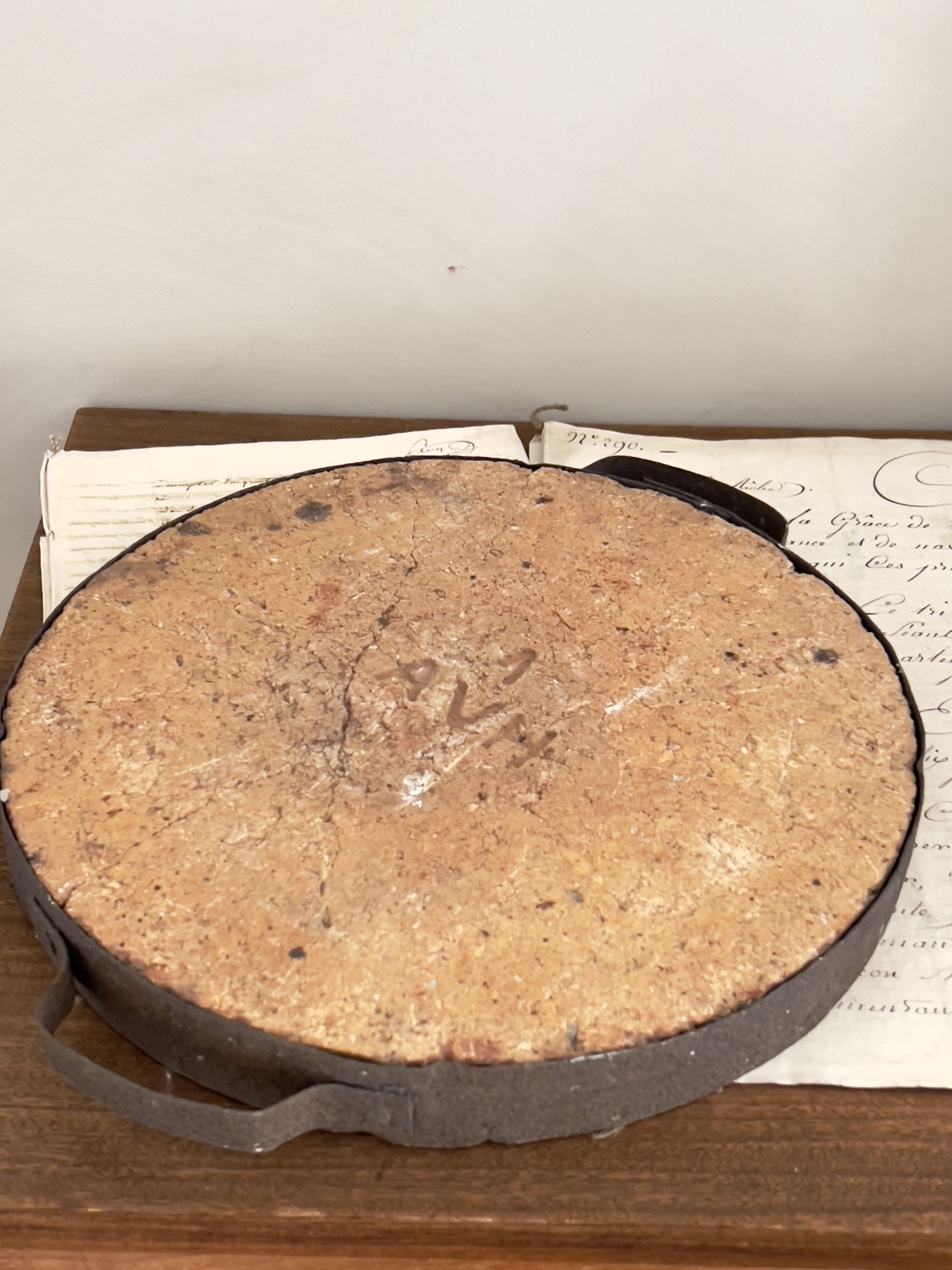 Old warm hold plate