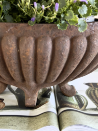 Brocante gietijzeren jardinière