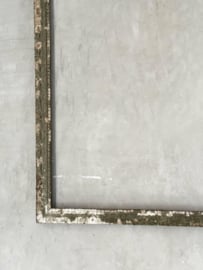 Mirrors, frames, paintings