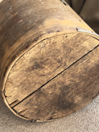 Antieke houten korenmaat