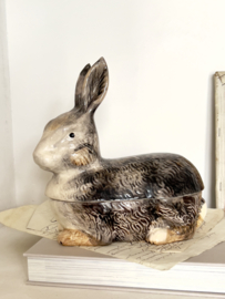 Old paté mold Hare
