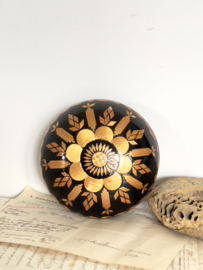Bijouterie kistje met stro decoratie