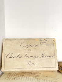 Antieke chocolade doos/ box Paris