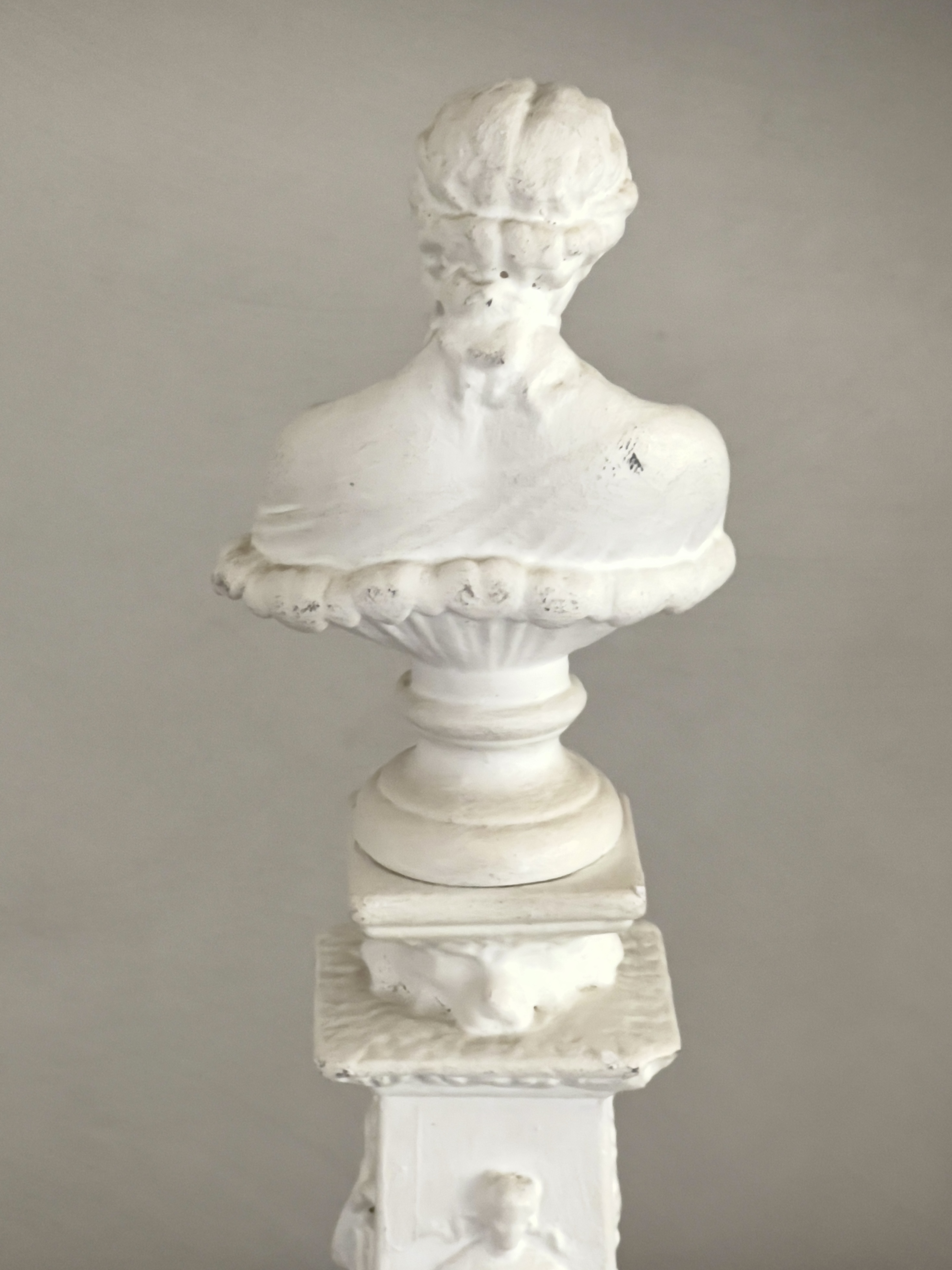 Pied de stalle ornament