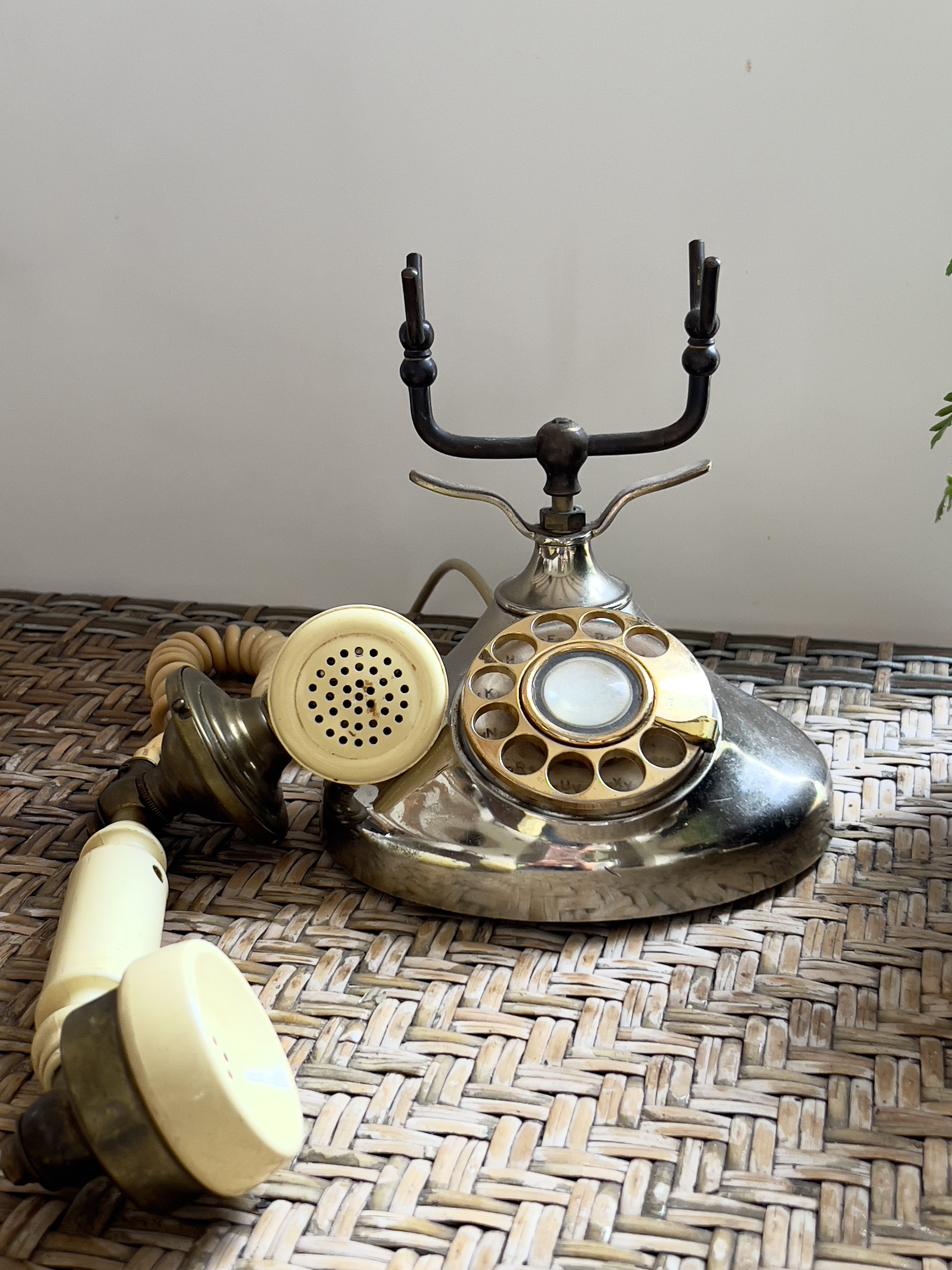 Oude telefoon franse stijl