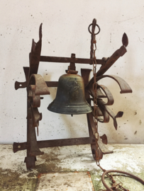 Antieke kloosterbel/ Antique monastery bell