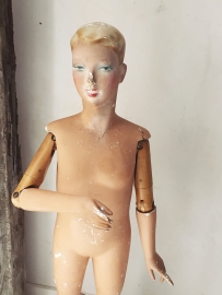 Franse antieke étalage pop/ French antique étalage mannequin