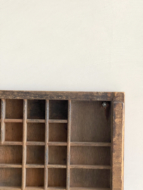 Antieke lade/letterbak