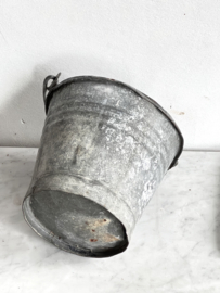 Old sinc bucket