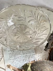 Old glass plate/ serving plate