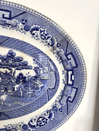 Large antique serving plate Maastrichts