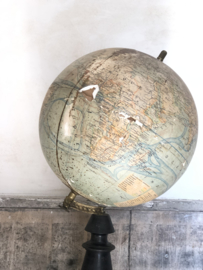 Antique globe PARIS